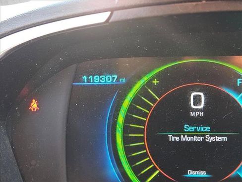 Used 2018 Chevrolet Volt Premier w/ Driver Confidence Package image 17