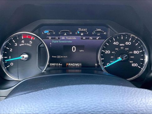 Used 2019 Ford F250 Lariat w/ Chrome Package AWD/4WD image 19