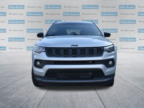 Used 2026 Jeep Compass Latitude AWD/4WD image 11