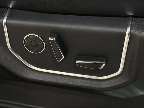 Used 2017 Ford F150 Limited AWD/4WD image 10