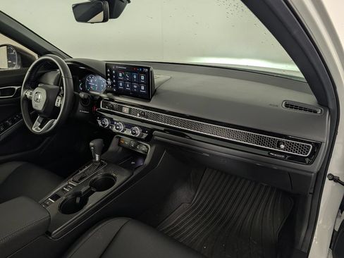 Used 2025 Honda Civic Sport Touring image 18