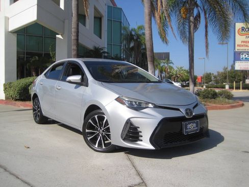 Used 2017 Toyota Corolla SE FWD image 7