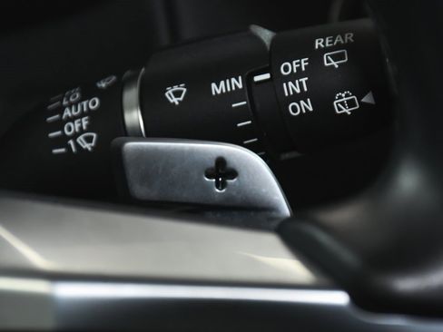 Used 2023 Land Rover Discovery S R-Dynamic image 44