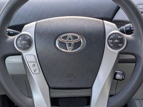Used 2014 Toyota Prius Four image 14
