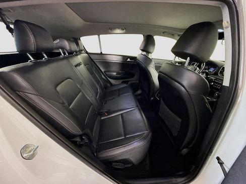 Used 2022 Kia Sportage EX image 27