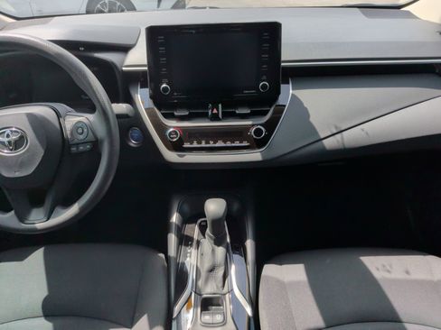 Used 2022 Toyota Corolla LE FWD image 31