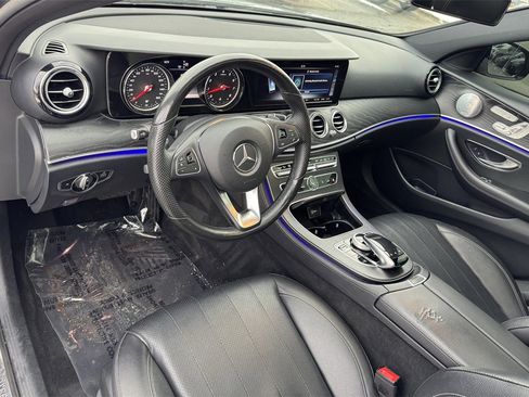 Used 2018 Mercedes-Benz E 300 4MATIC image 16