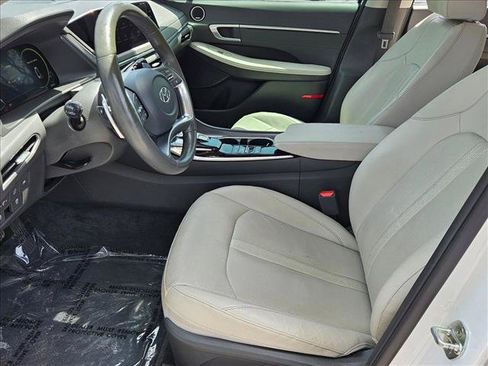 Used 2021 Hyundai Sonata Limited FWD image 16