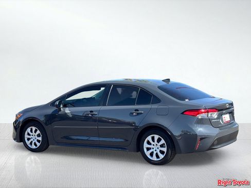 Certified 2025 Toyota Corolla LE FWD image 4