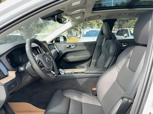 New 2026 Volvo XC60 B5 Ultra w/ Climate Package image 15