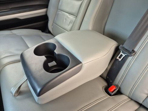 Used 2018 Toyota Tundra SR5 w/ TRD Off Road Package image 15