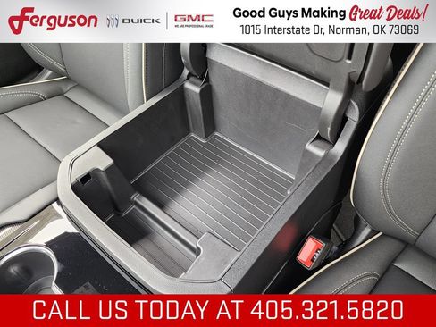 New 2026 GMC Yukon Elevation w/ Elevation Premium Package AWD/4WD image 36
