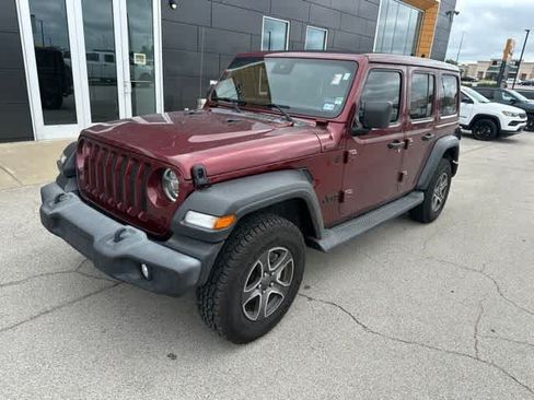 Used 2021 Jeep Wrangler Unlimited Sport w/ Sun And Sound Package AWD/4WD image 13