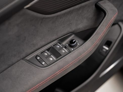 Used 2026 Audi RS Q8 performance image 56