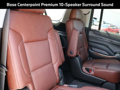 Used 2019 Chevrolet Suburban Premier w/ Premier Plus Edition AWD/4WD image 15