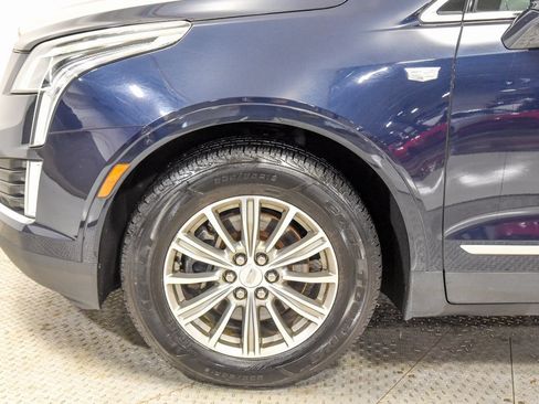 Used 2017 Cadillac XT5 Luxury w/ Driver Awareness Package image 12