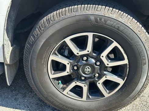 Used 2018 Toyota Tundra 1794 Edition AWD/4WD image 15