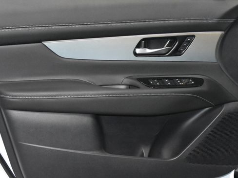 New 2026 Nissan Murano Platinum w/ Cargo Package image 3