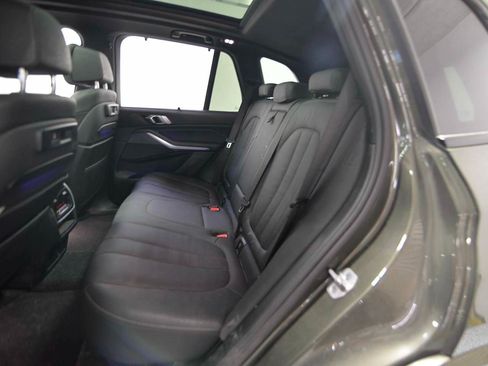 Used 2022 BMW X5 sDrive40i w/ M Sport Package RWD image 10