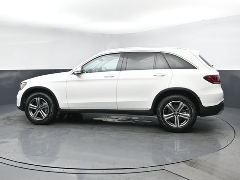 Used 2022 Mercedes-Benz GLC 300 4MATIC image 4