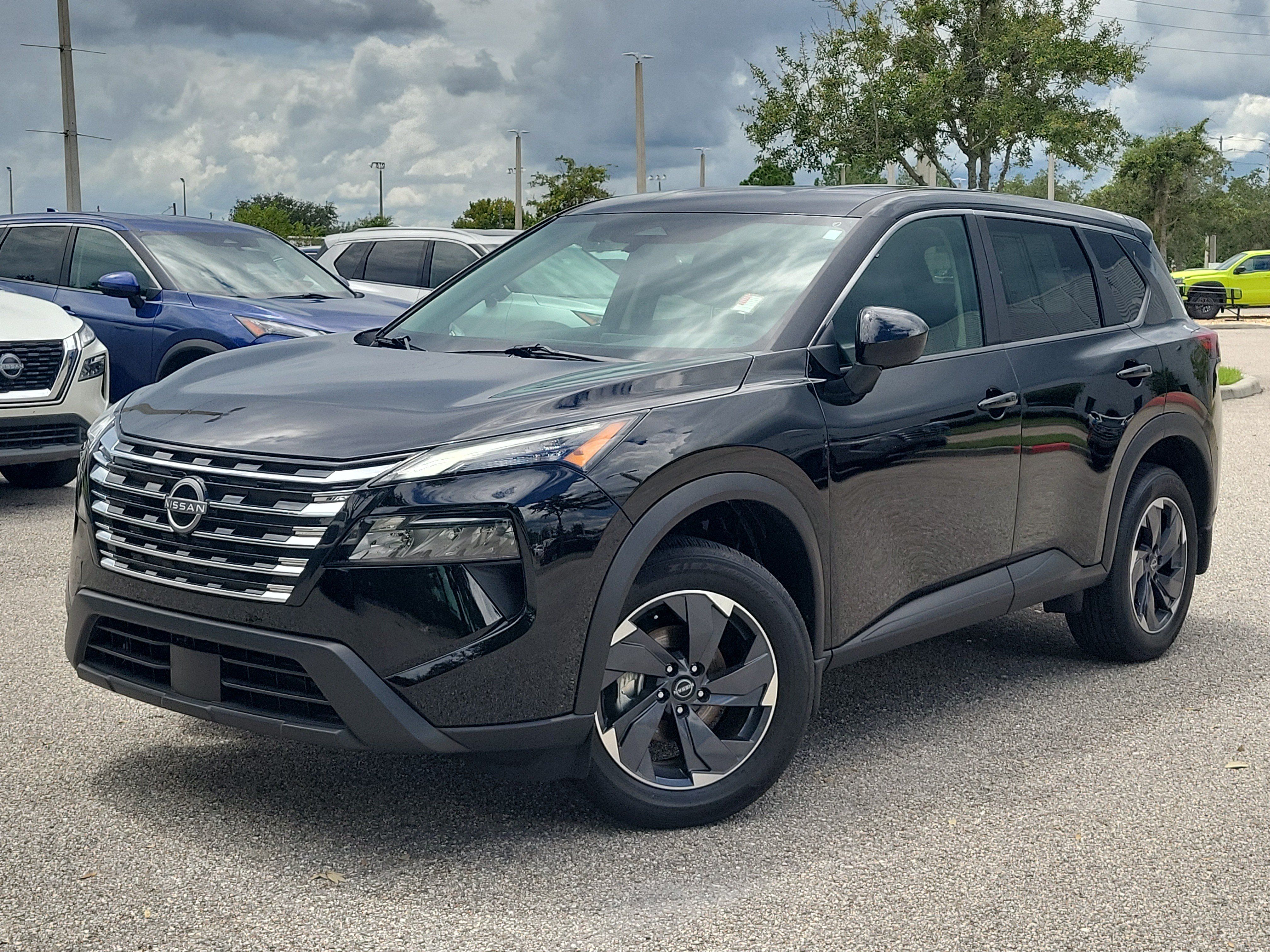 Certified 2026 Nissan Rogue SV w/ Cold Weather Package FWD image 33