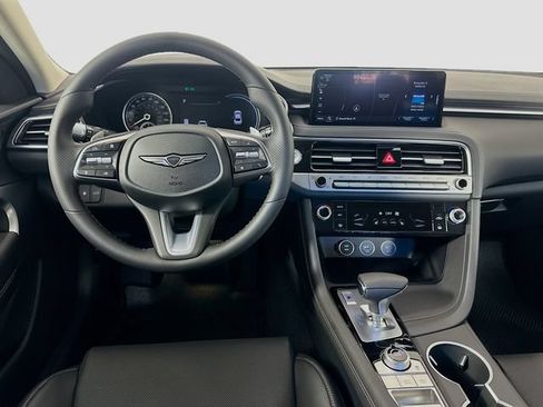 Certified 2026 Genesis G70 2.5T RWD image 19