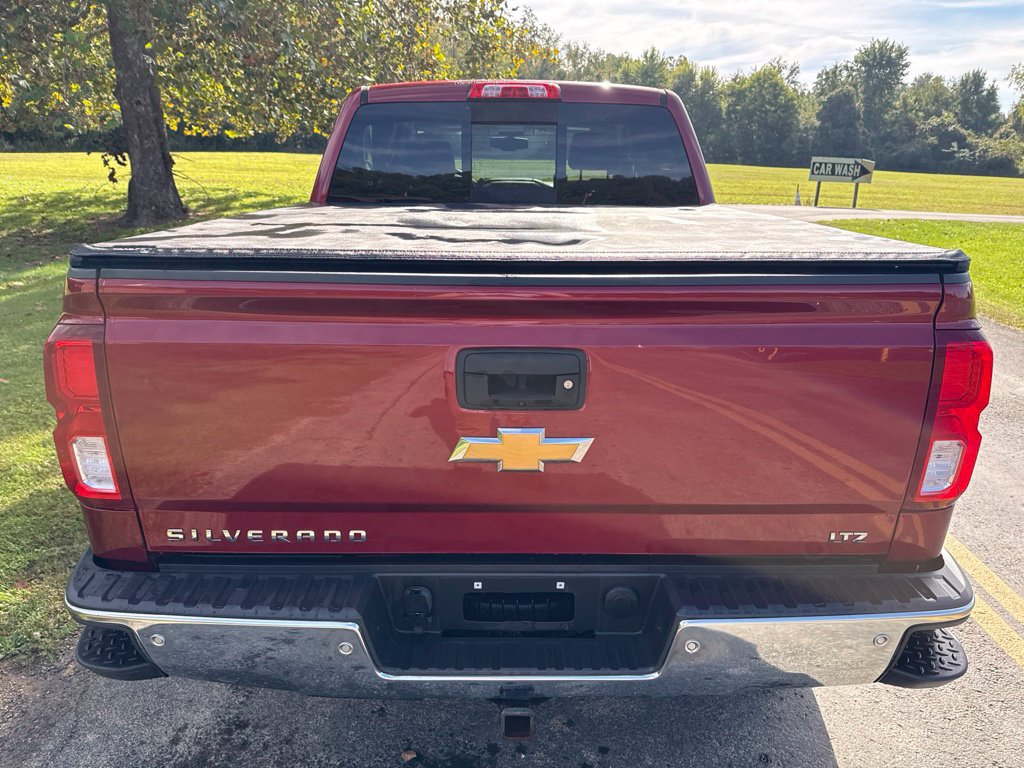Used 2018 Chevrolet Silverado 1500 LTZ w/ Sport Package AWD/4WD image 6