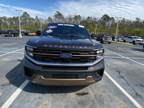 Certified 2025 Ford Expedition King Ranch image 2
