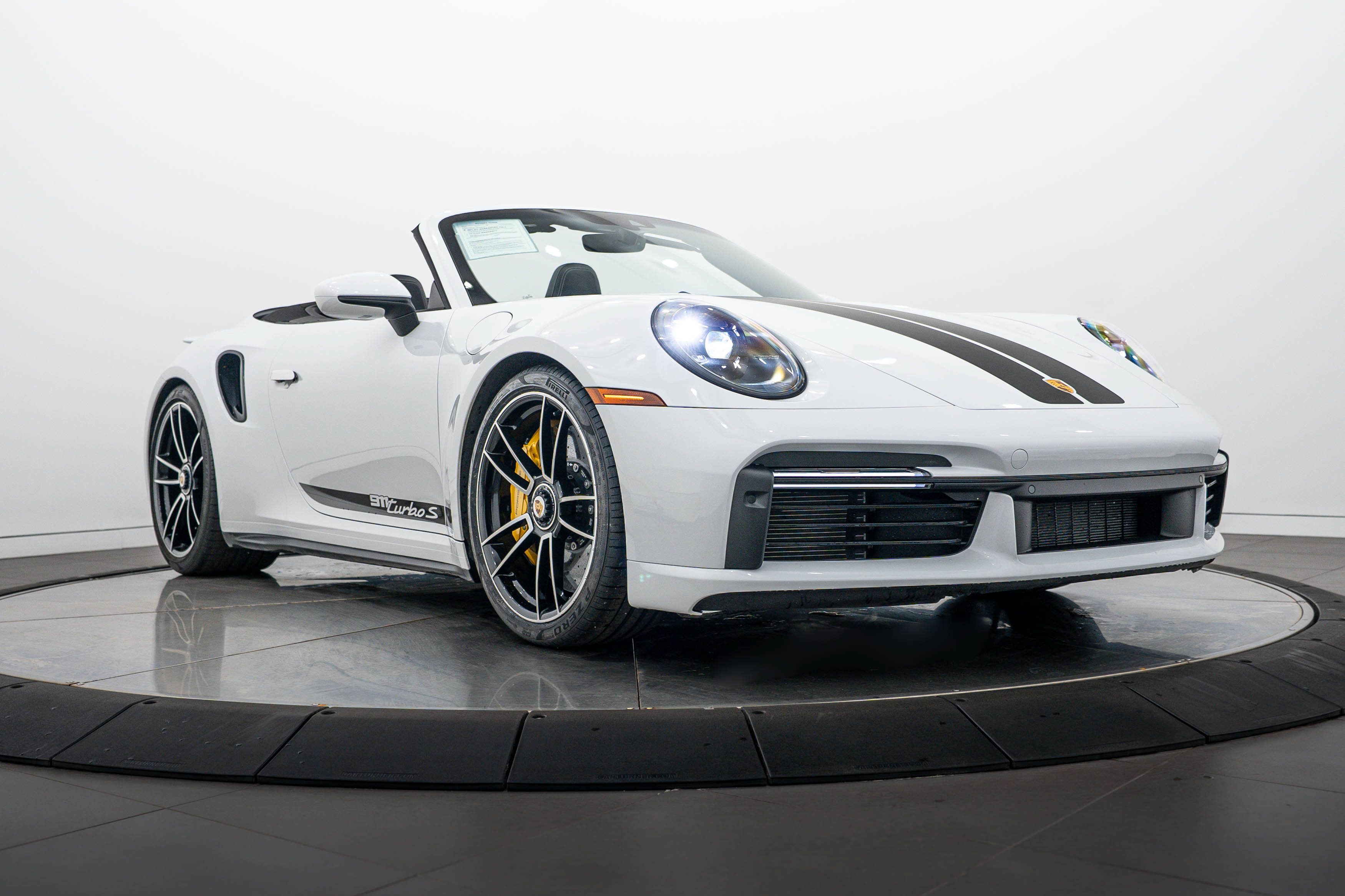 Certified 2022 Porsche 911 Turbo S AWD/4WD image 9