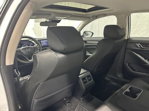 Used 2020 Honda Accord EX image 45