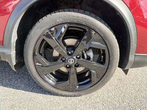 Used 2020 Nissan Rogue Sport SL w/ Premium Package image 21