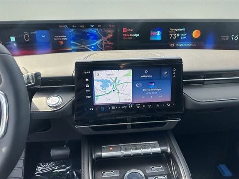 New 2026 Lincoln Nautilus Premier w/ Equipment Group 102A AWD/4WD image 15