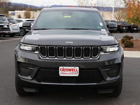 New 2025 Jeep Grand Cherokee 4WD image 6