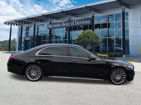 Certified 2022 Mercedes-Benz S 580 4MATIC Sedan image 3