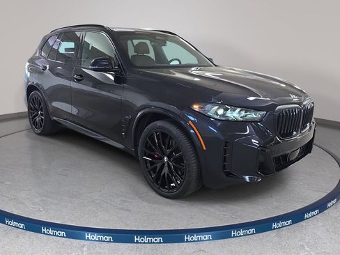 Used 2024 BMW X5 xDrive40i w/ M Sport Package AWD/4WD image 4