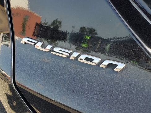 Used 2016 Ford Fusion SE w/ Equipment Group 202A AWD/4WD image 6