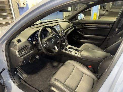 Used 2022 Honda Accord Sport image 28