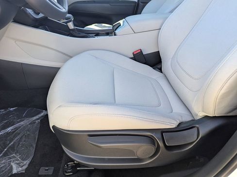 Certified 2026 Hyundai Tucson SE FWD image 15