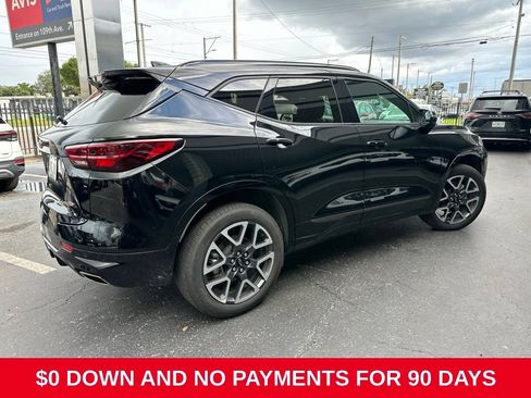 Used 2025 Chevrolet Blazer RS FWD image 3