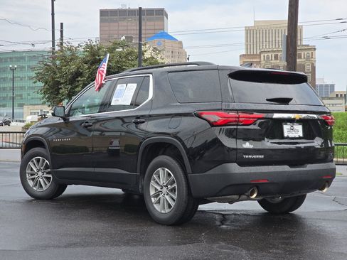 Used 2023 Chevrolet Traverse LT FWD image 24