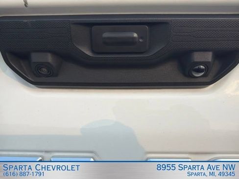 Used 2023 GMC Sierra 2500 SLE AWD/4WD image 5