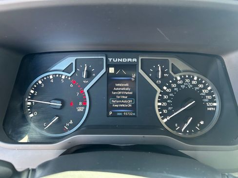 Used 2022 Toyota Tundra SR5 w/ SR5 Convenience Package image 13