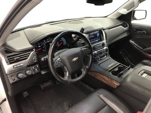 Used 2019 Chevrolet Tahoe Premier image 17