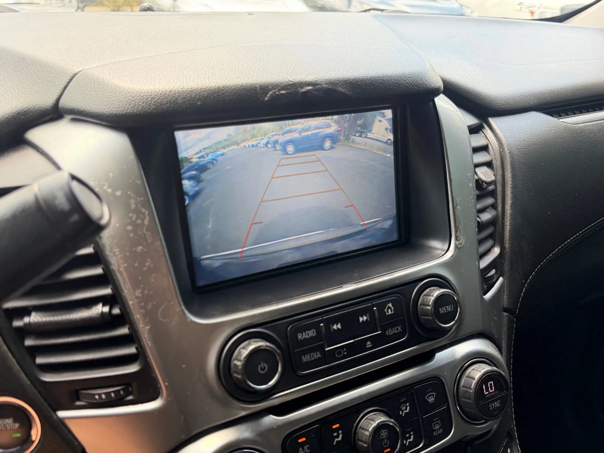 Used 2018 Chevrolet Suburban Premier RWD image 23