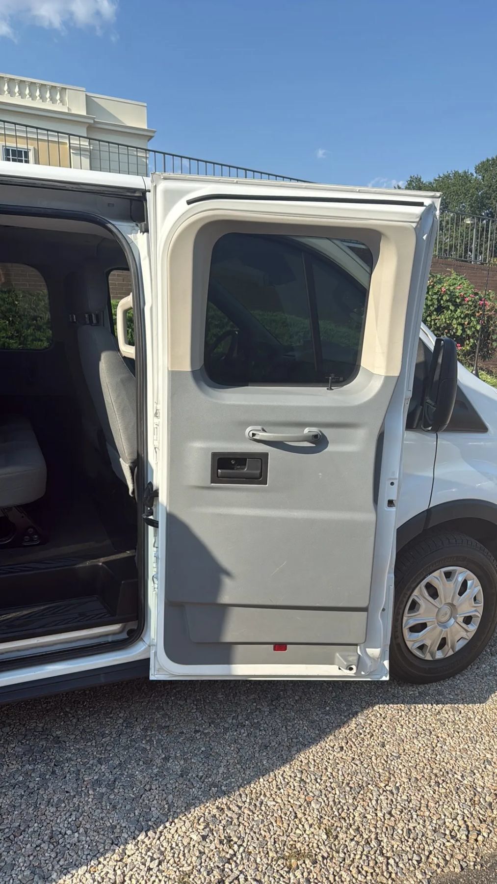 Used 2015 Ford Transit 350 XLT RWD image 27