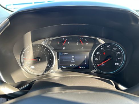 Used 2024 Chevrolet Equinox LT image 11