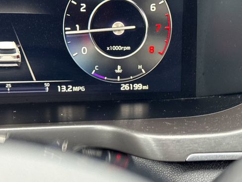 Certified 2023 Kia Sorento SX image 17