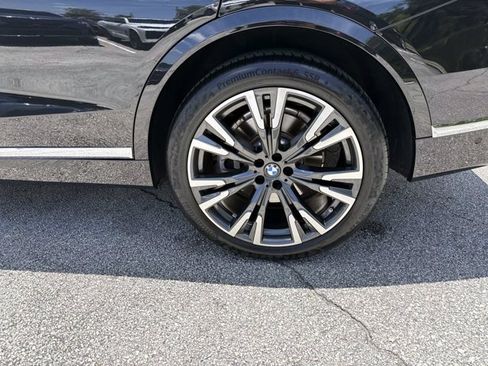 Used 2025 BMW X7 xDrive40i AWD/4WD image 10