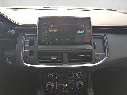 Used 2023 GMC Yukon XL AT4 image 12