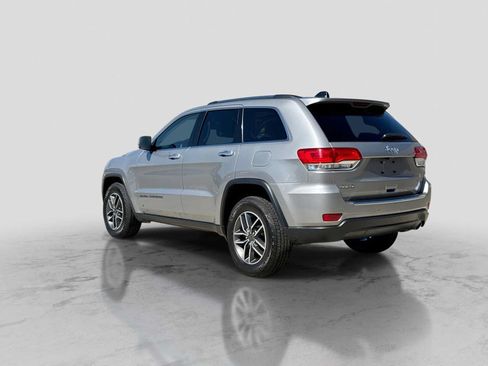 Used 2019 Jeep Grand Cherokee Limited w/ Luxury Group II AWD/4WD image 4